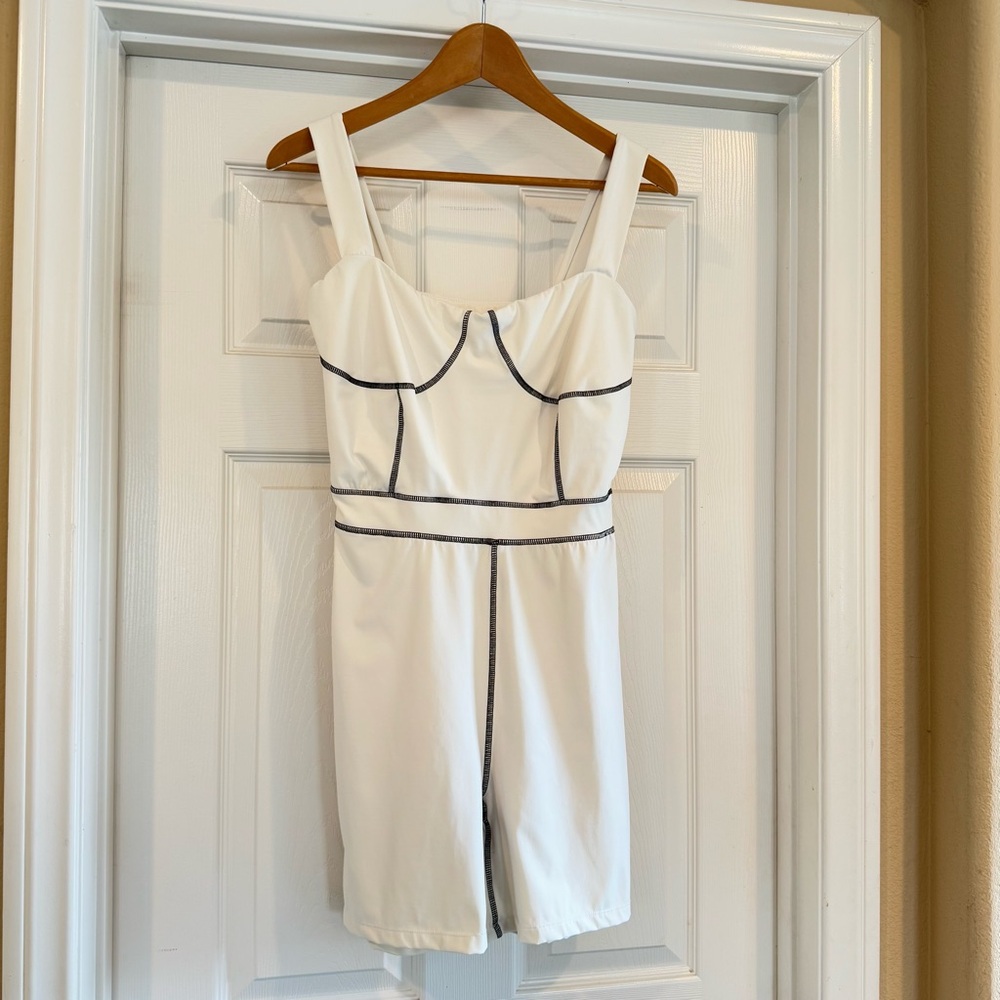 WeWoreWhat Corset Bodysuit Women’s Large Romper White W/Black Contrast Stitch - Picture 4 of 14